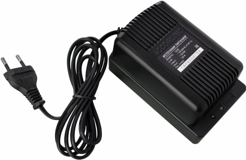 AccordTec AT-12/3012В 3А (max. 3.5A) Блок питания, Uвх=110-240V AC, Uвых=12.6V DC, Iвых = 3,0A (ном.) белый