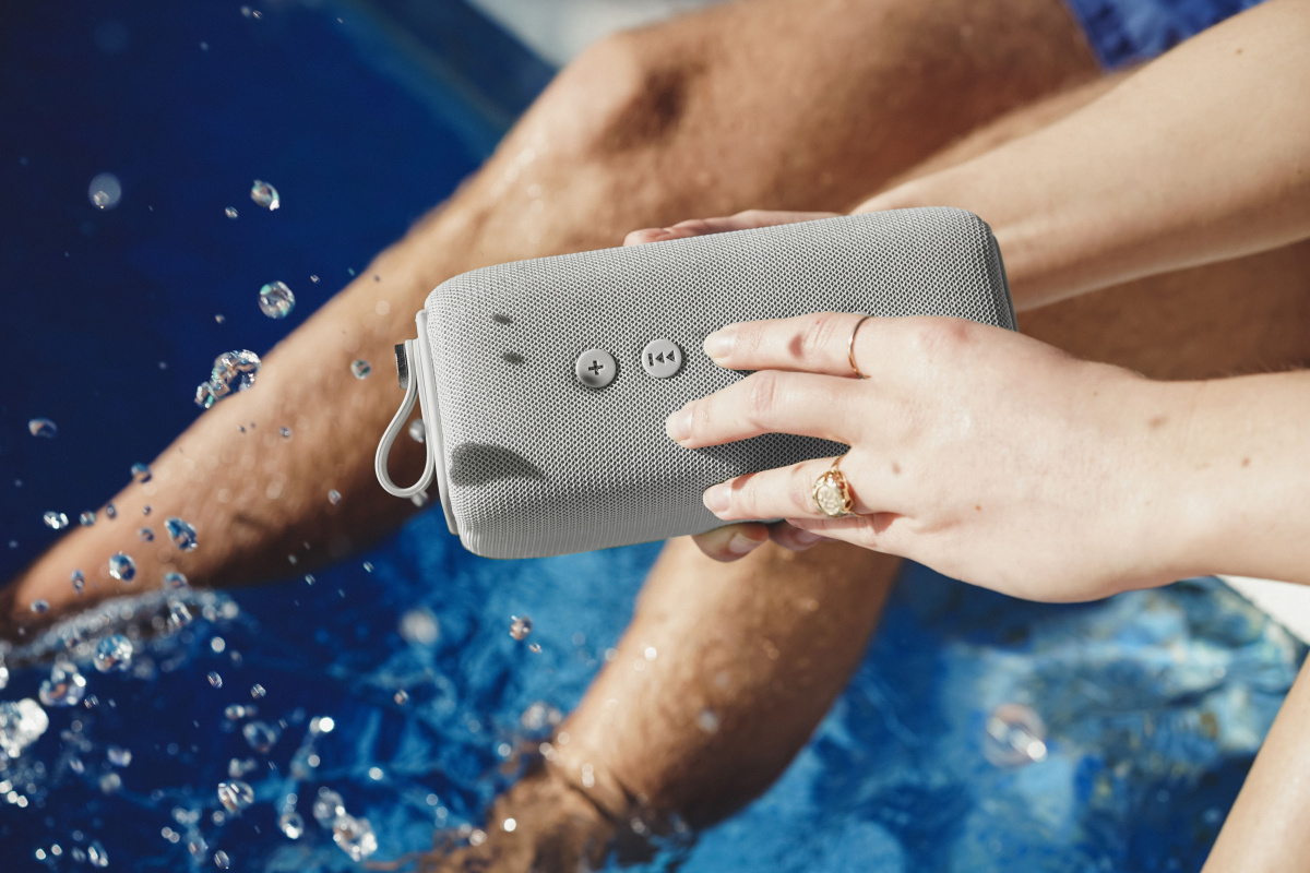 fresh_n_rebel_rockbox_bold_m_bluetooth_cloud 11.jpg